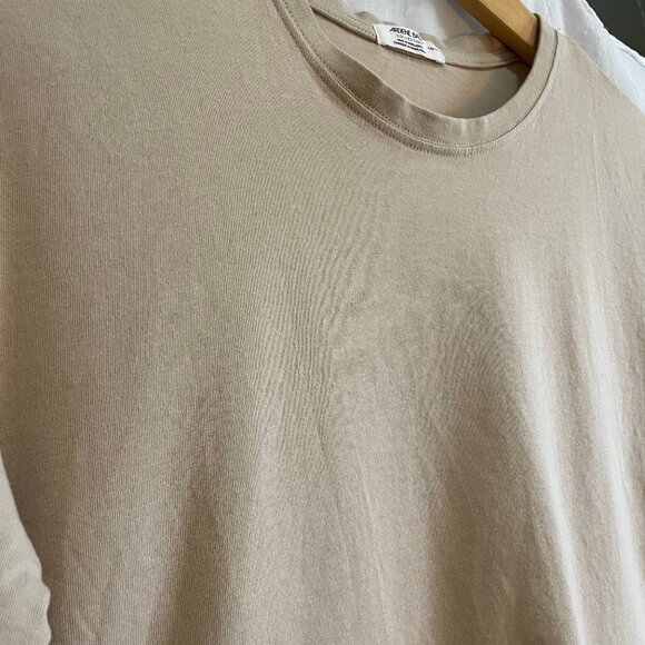 Nude/Tan Cropped T-shirt - Picture 2 of 5